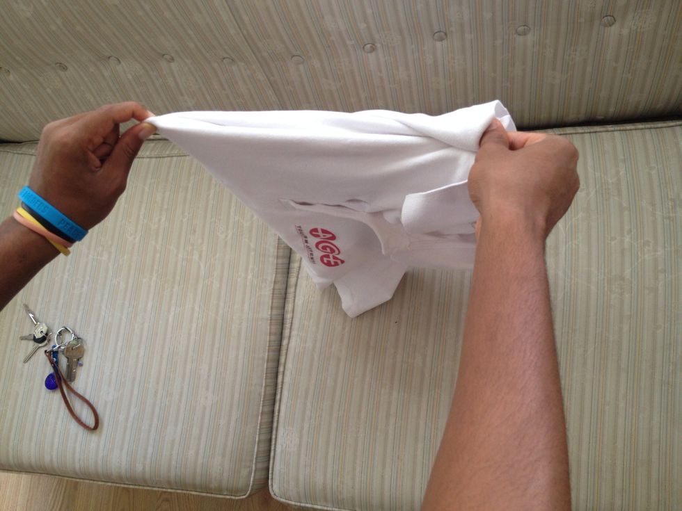 Pull up and hold straight