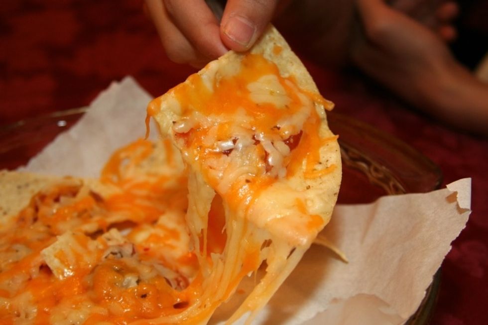 Pulling the chips apart to check texture. Hans, my assistant, did the job for me.