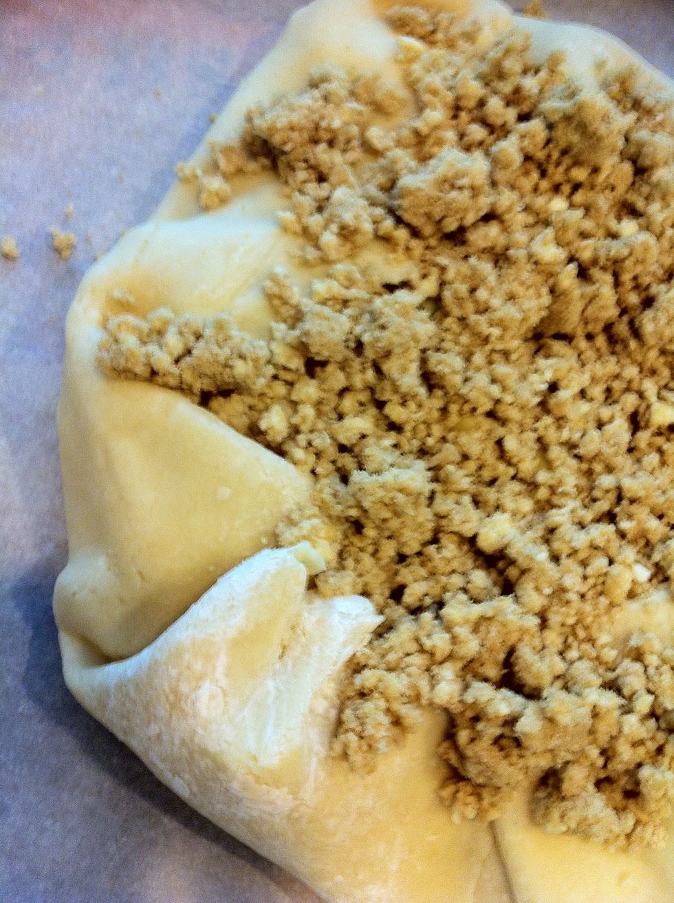 Pulse until it resembles a thick crumb. Then pile all over crostada