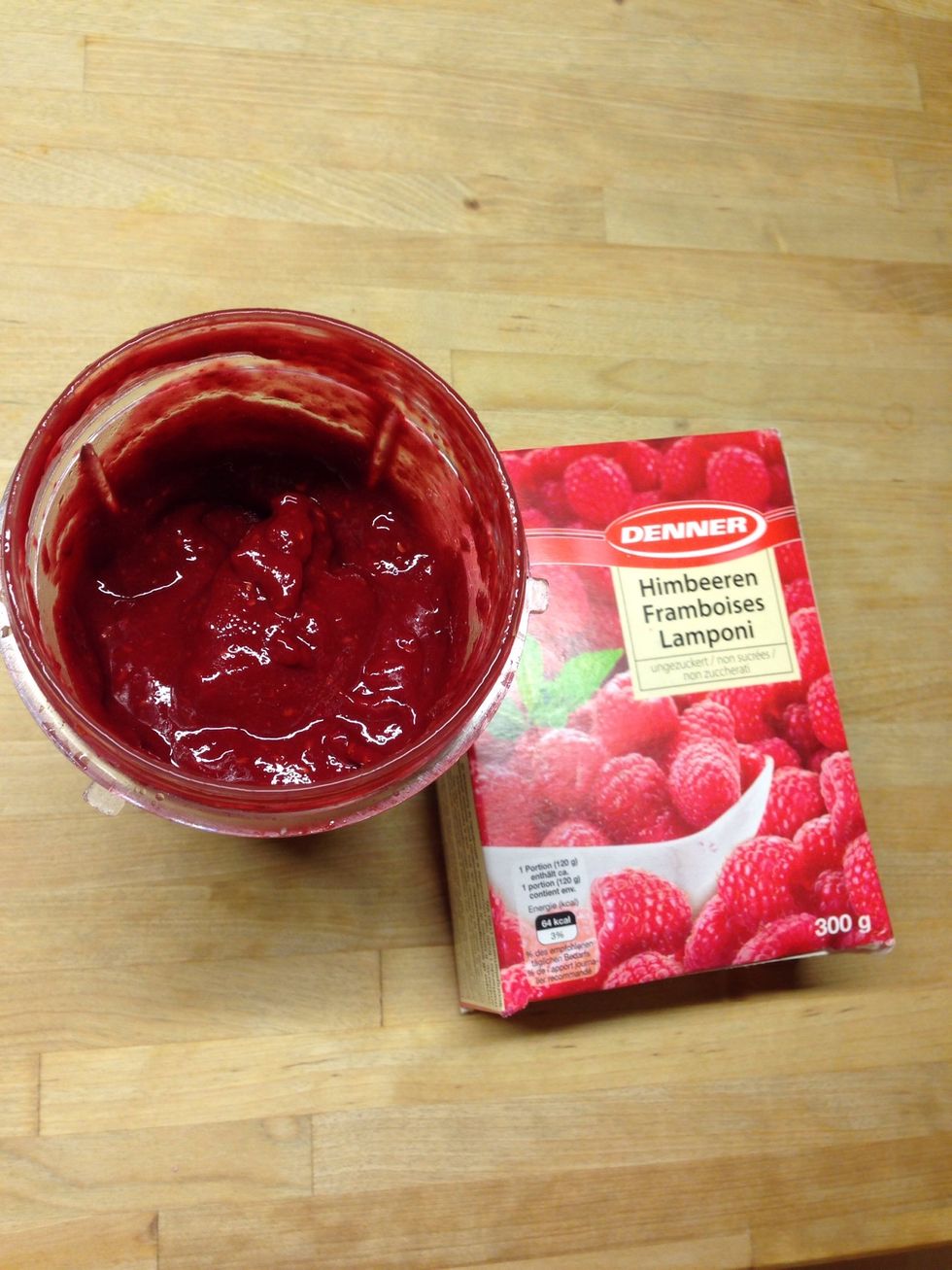Pur\u00e9e 300 grams of raspberries with some sugar