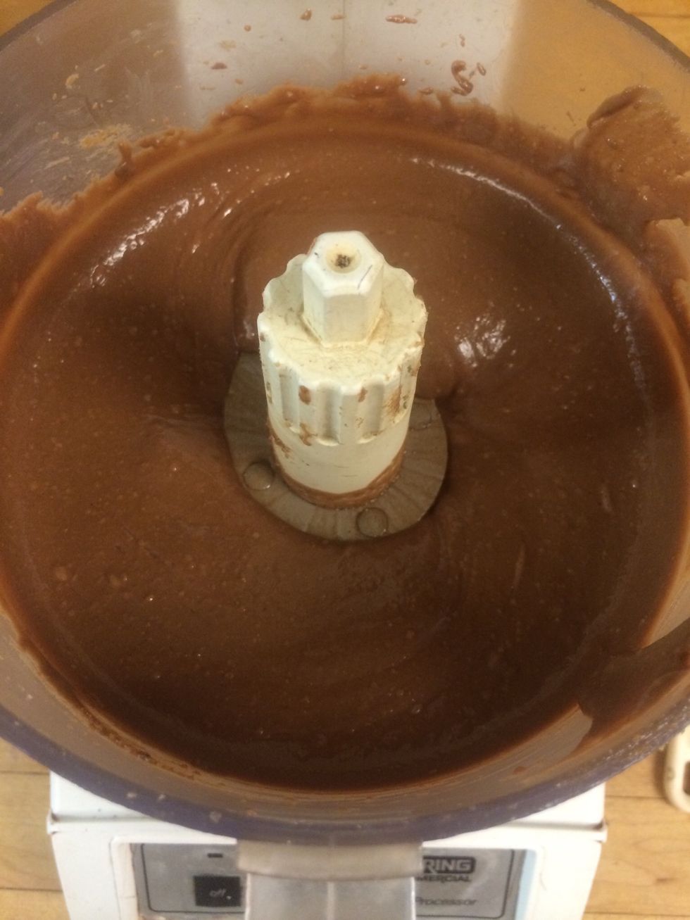 Pur\u00e9ed smooth and no visible lumps.