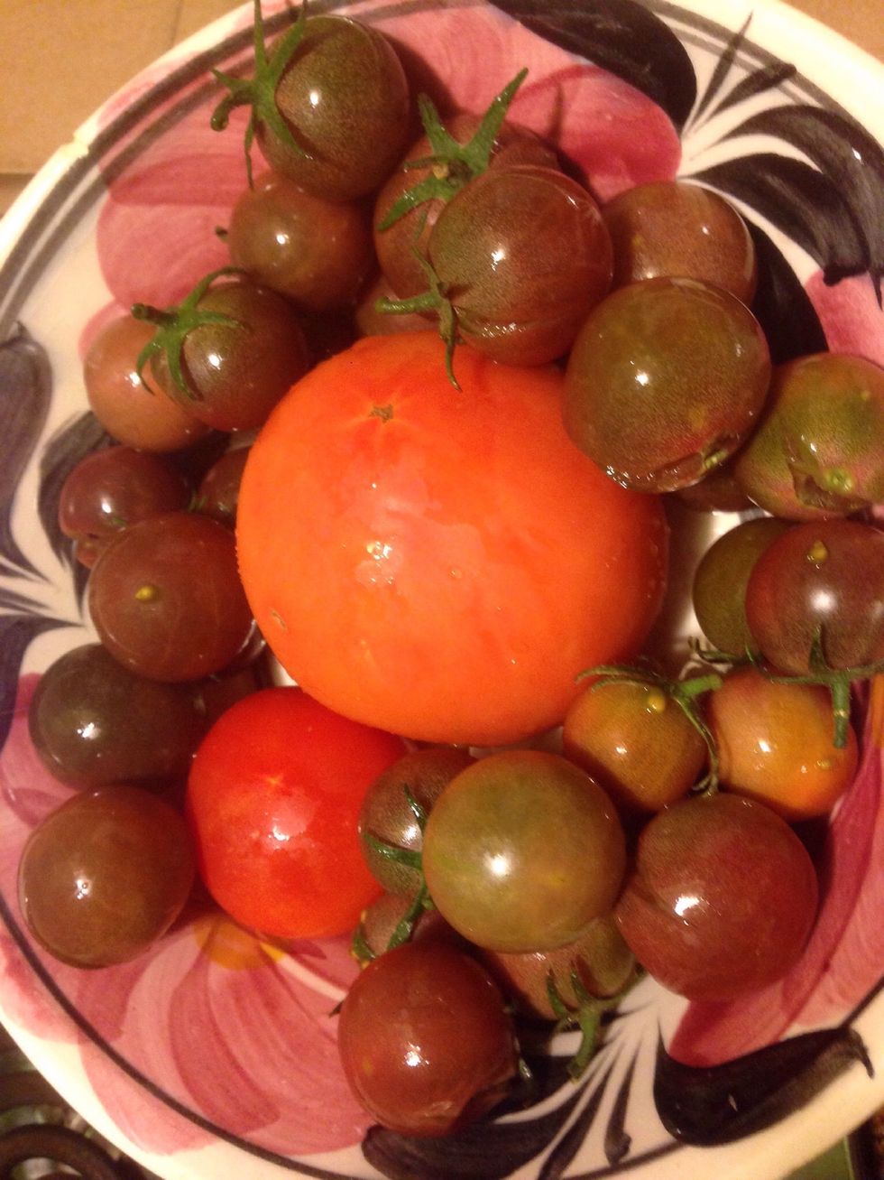 Purple tomatoes I ended up using only one small red tomato and all purple