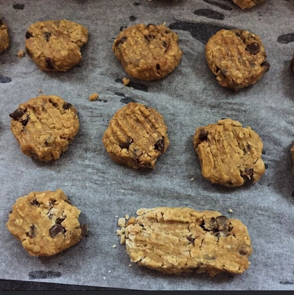 Push a fork to flatten slightly