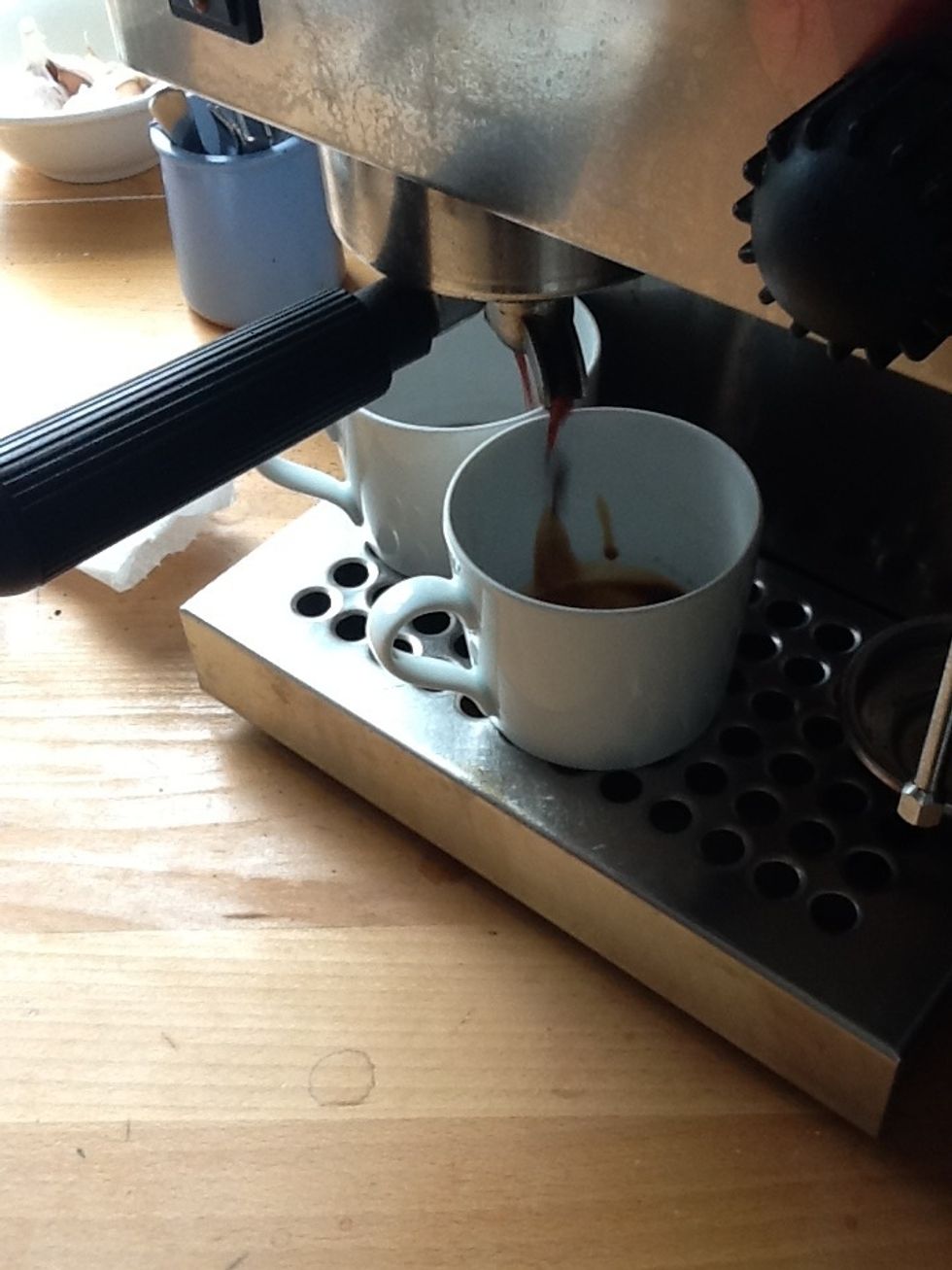 Push button for 2 cups of espresso