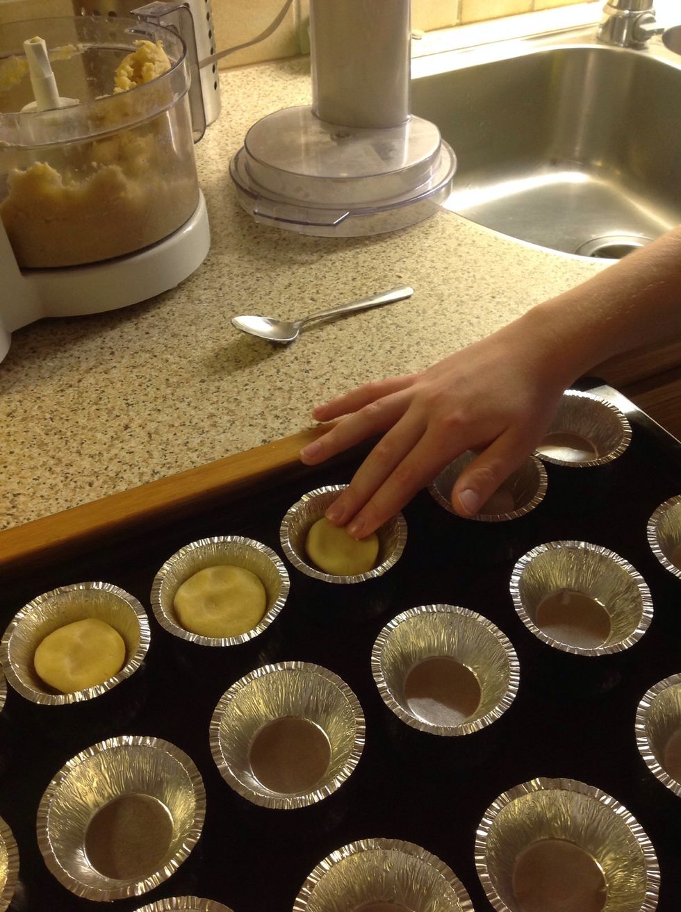 push down the pastry carefully