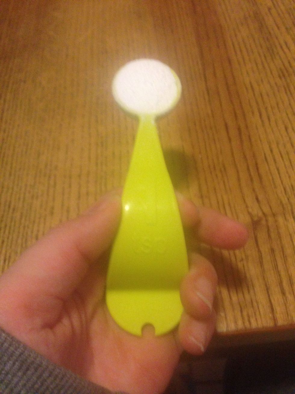 Put 1 teaspoon of Borax into another bowl