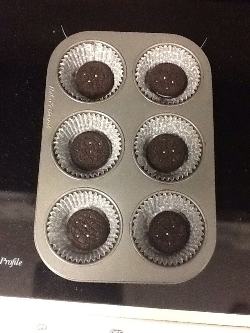 Put 1 whole Oreo in the bottom