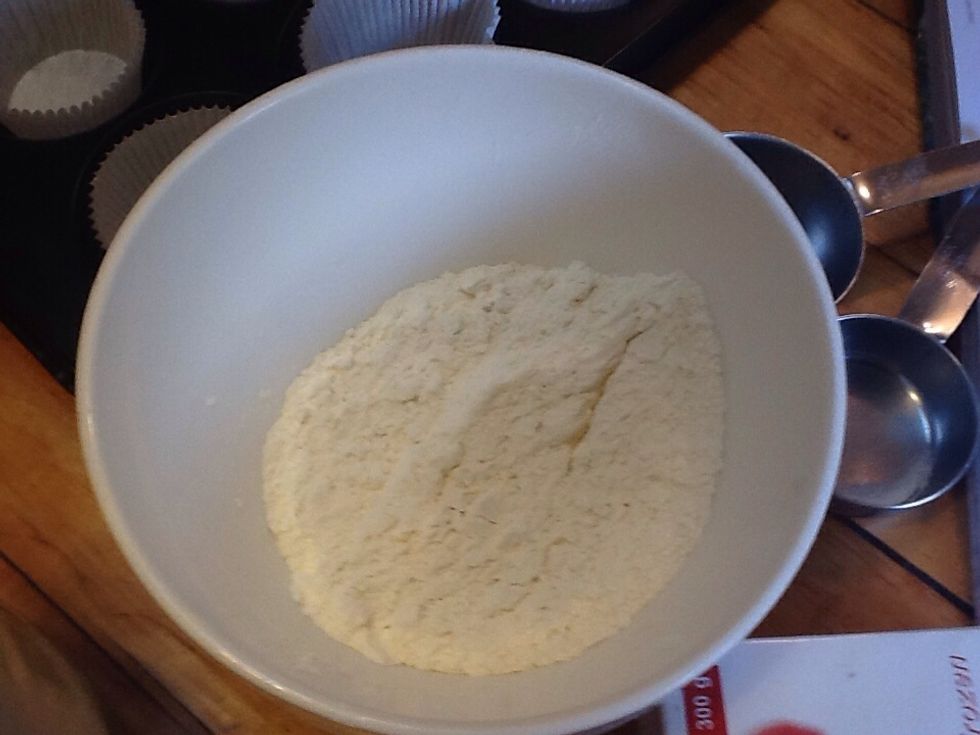 put 200 grams of self raising flour in the rest of the mixture and keep stiring with a wooden spoon