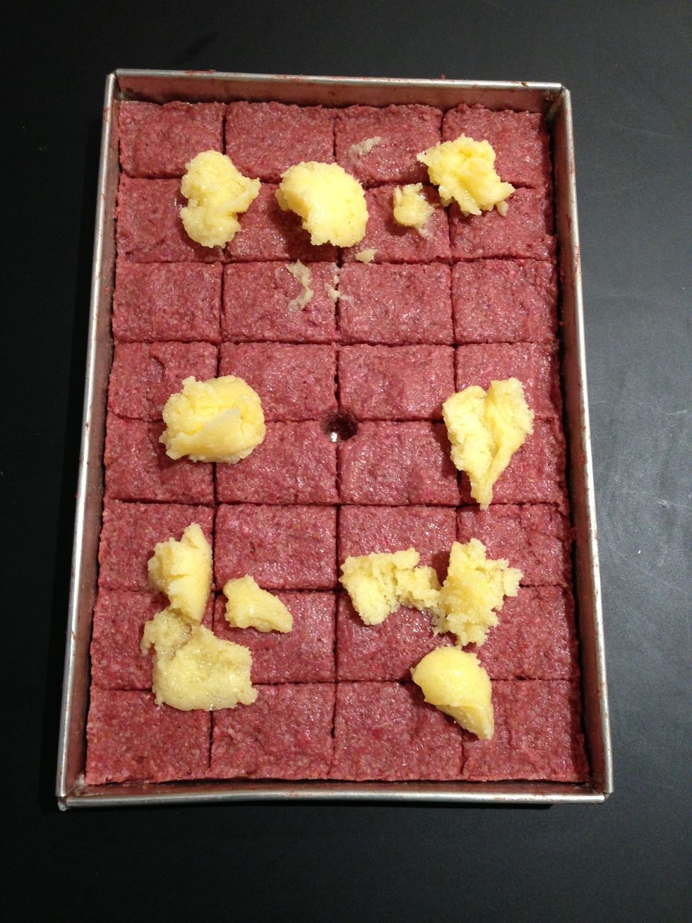 Put 4 TBsp of clarified butter or olive oil. No worry.Once cooked you throw away the boiling fat so z kibbeh will not absorb it. But it will not be shiny and would look dry. So it is a choice