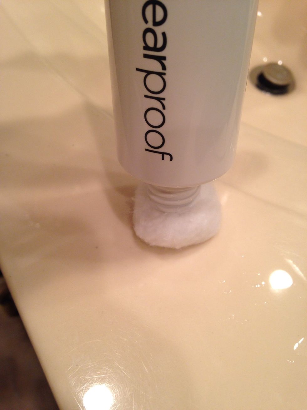 Put a bit on your cotton ball!! Don't wipe it directly under your eyes!!! \ud83d\ude2c\ud83d\ude2c