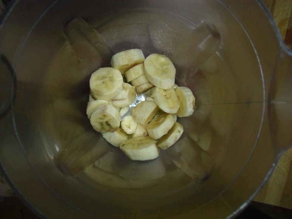 Put a chopped banana in a blender