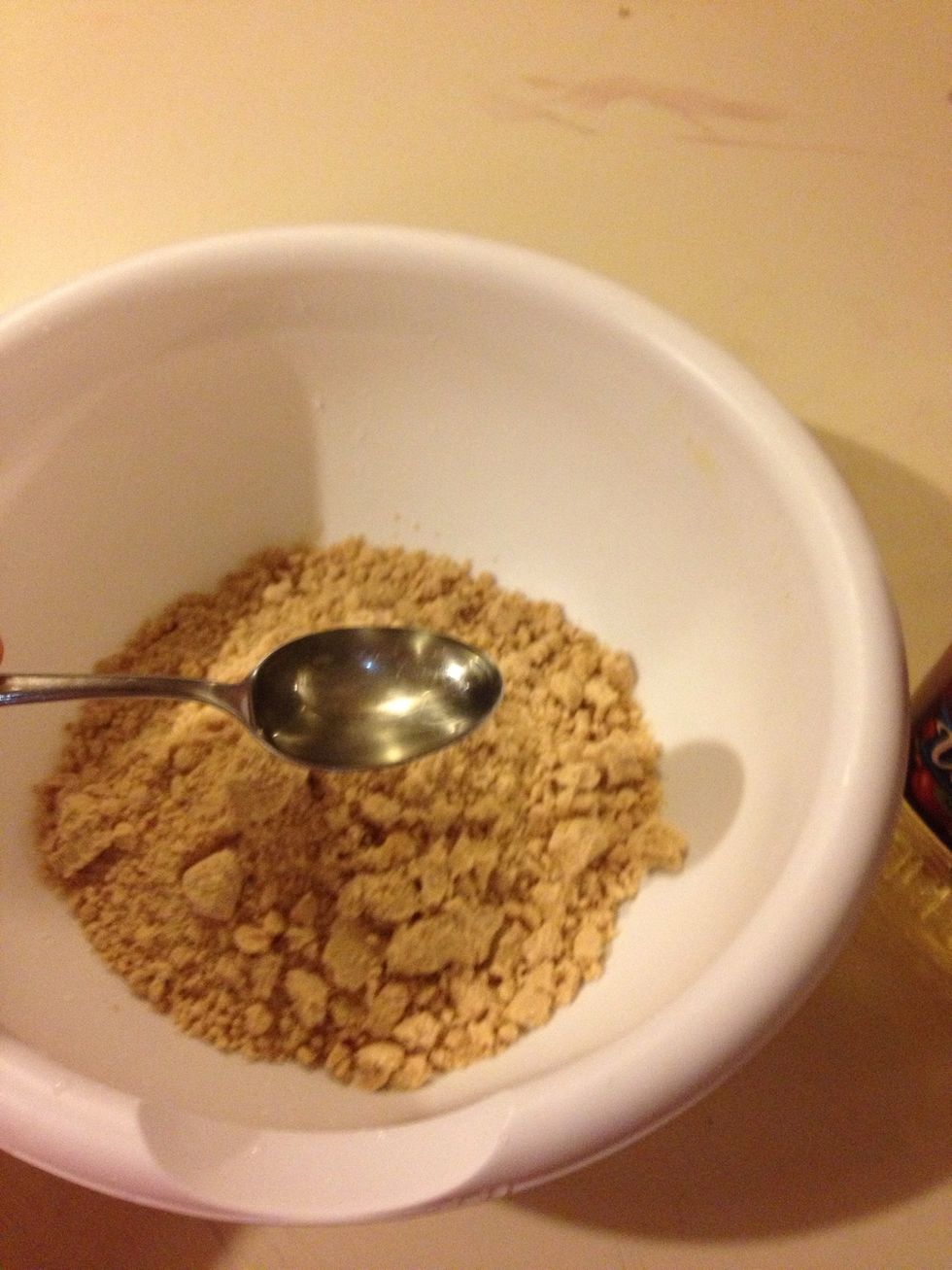 Put a table spoon of vegetable oil in the bowl.
