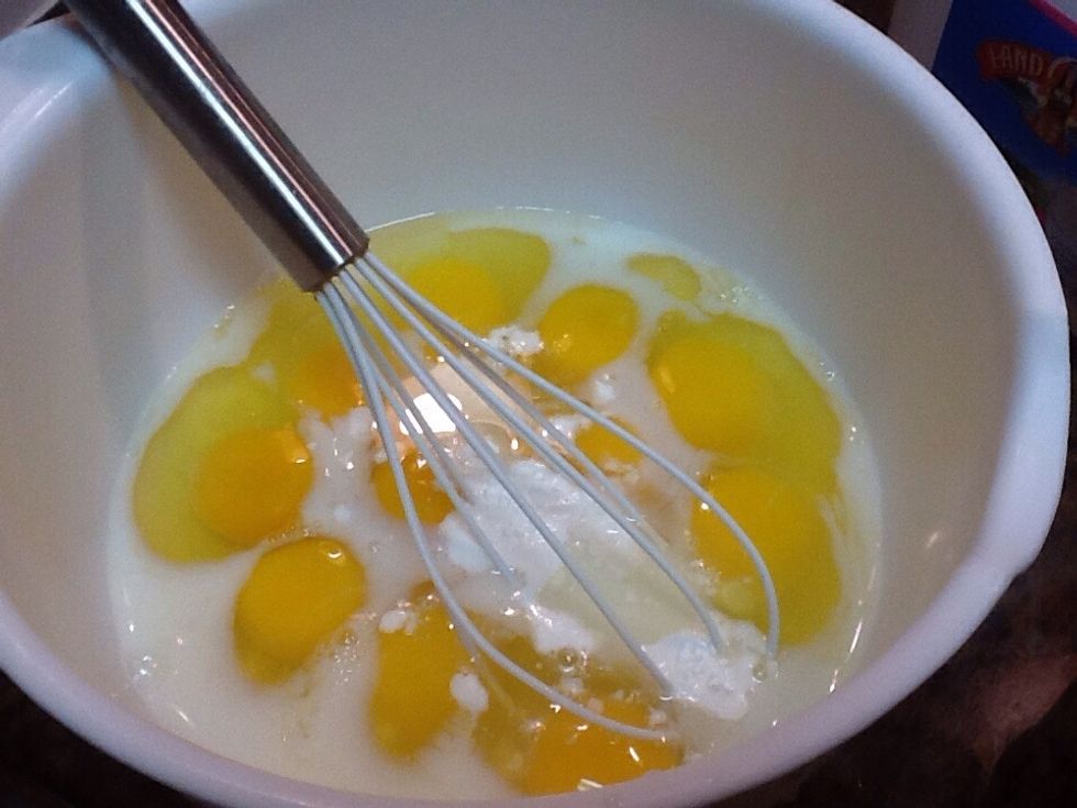 Put all ingredients into a bowl and mix until fully mixed