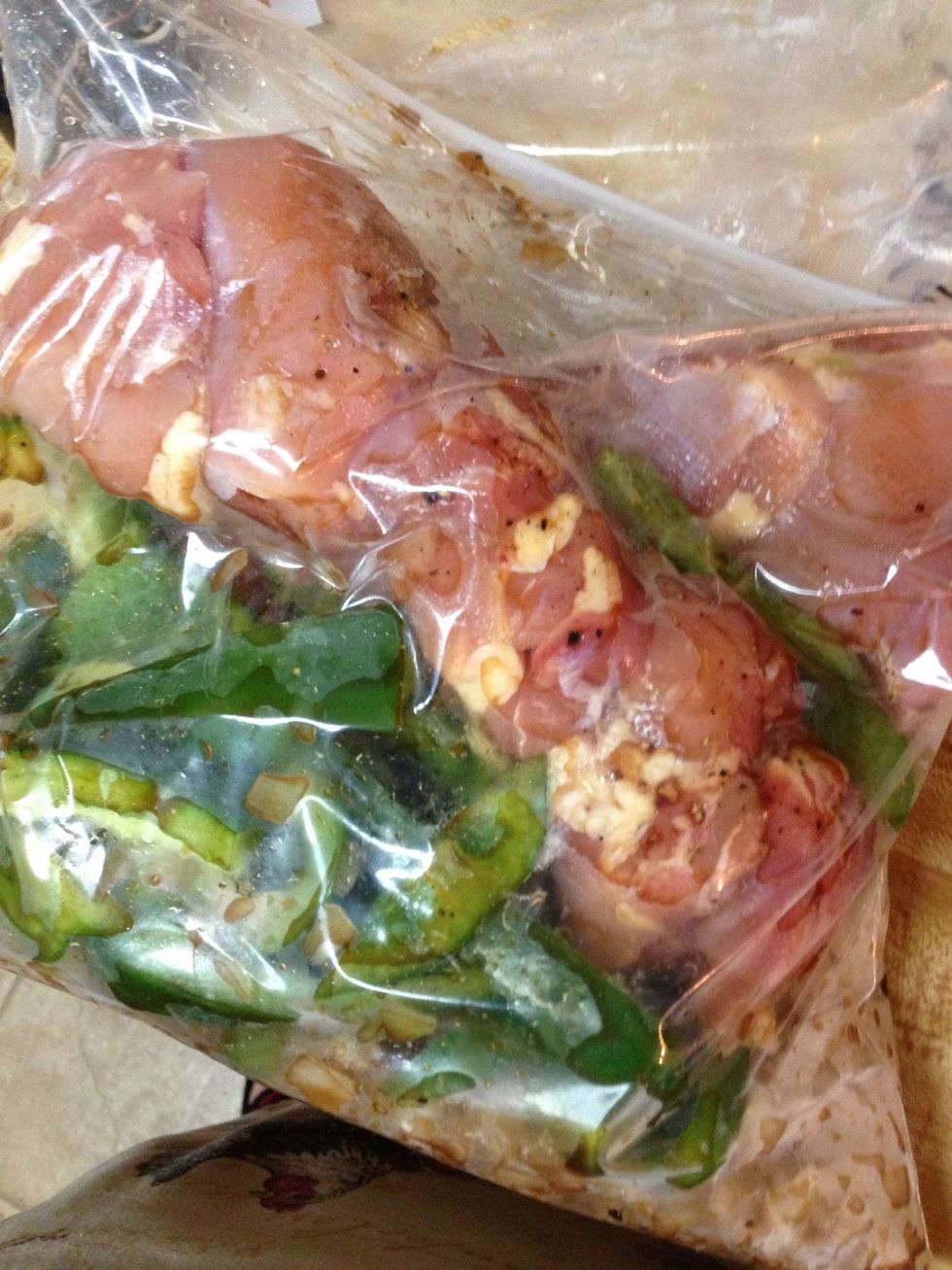 Put all ingredients into a ziploc. (I would have done the same thing as the last one and used a crock pot liner but I'm out :'( ) Done! You will put it in the drive with the mozzarella and sub rolls