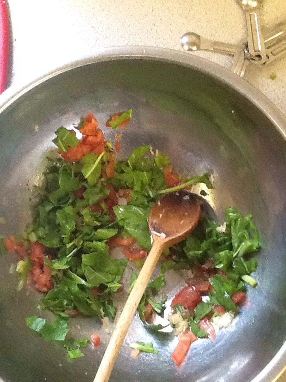 Put all the ingredients in a bowl and mix them.