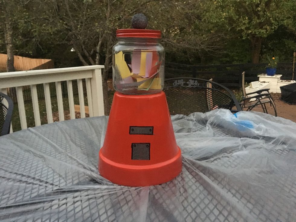 Put all the notes in the jar.