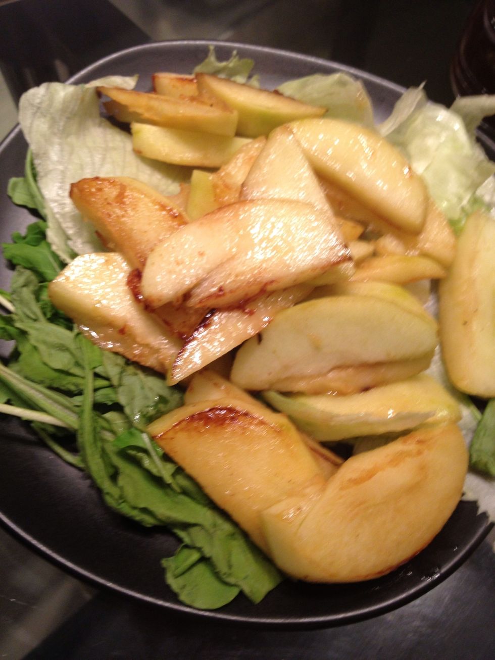 Put apple on top of it. Pour the juice down too.