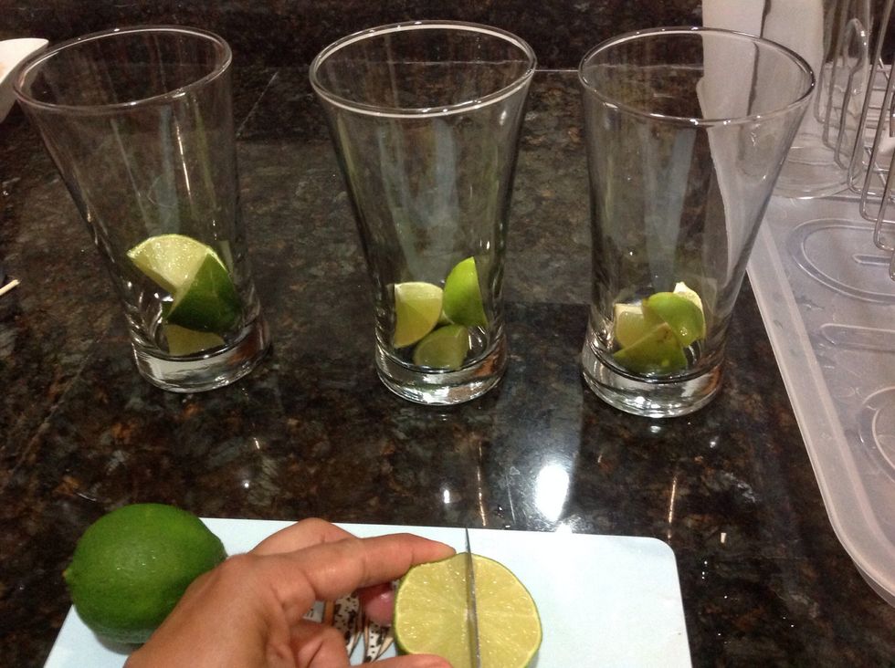 Put around 4 cubes per glass