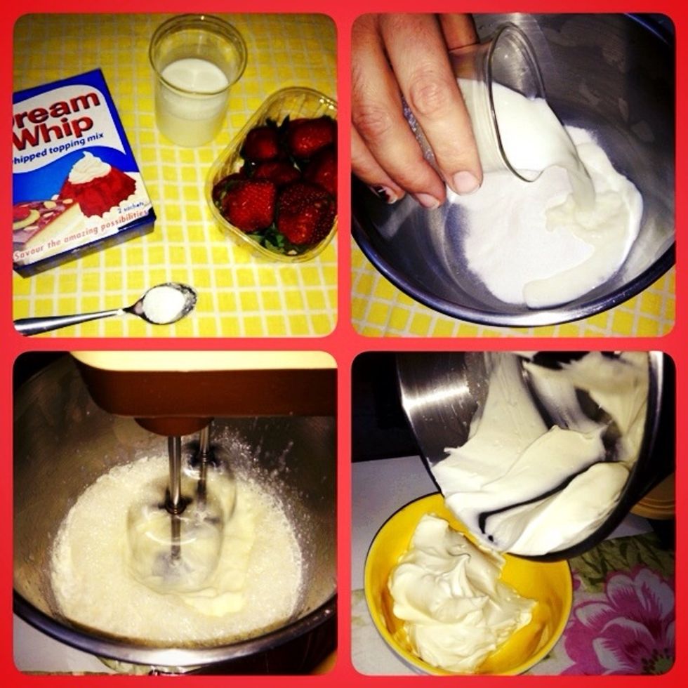 Put dream whip, vanilla powder and milk then mix well until it becomes thick. Then placed in the fridge.