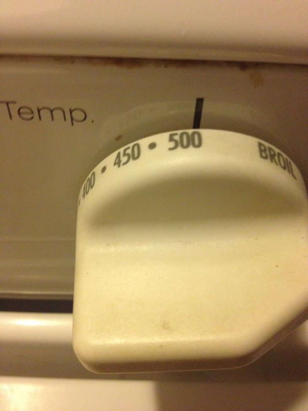 Put empty skillet in oven. Preheat oven to 500 degrees.