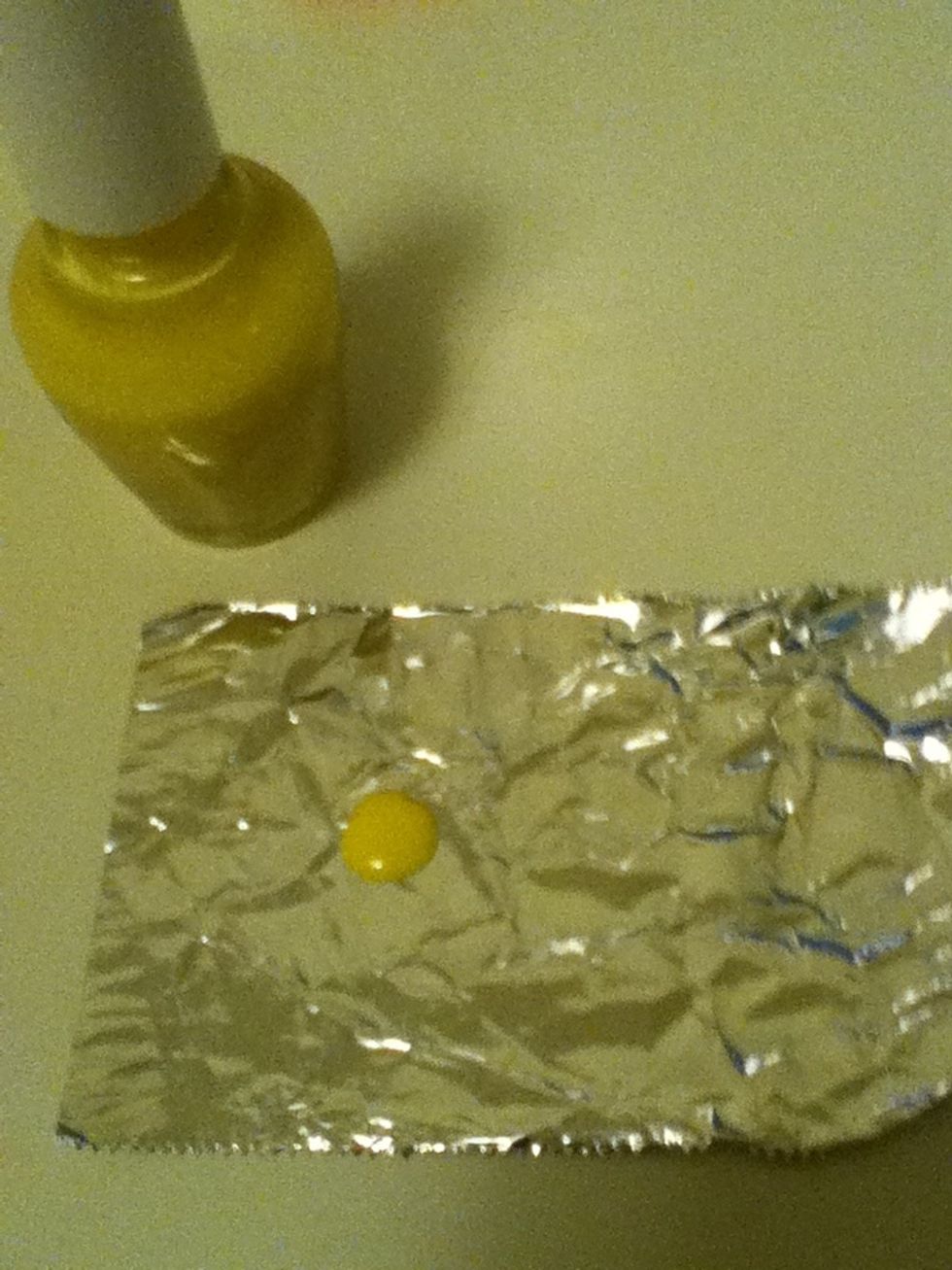 Put first color on foil or plate