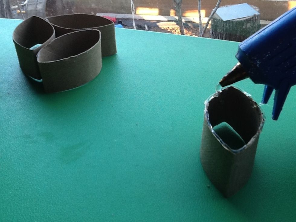 Put glue all around the edges