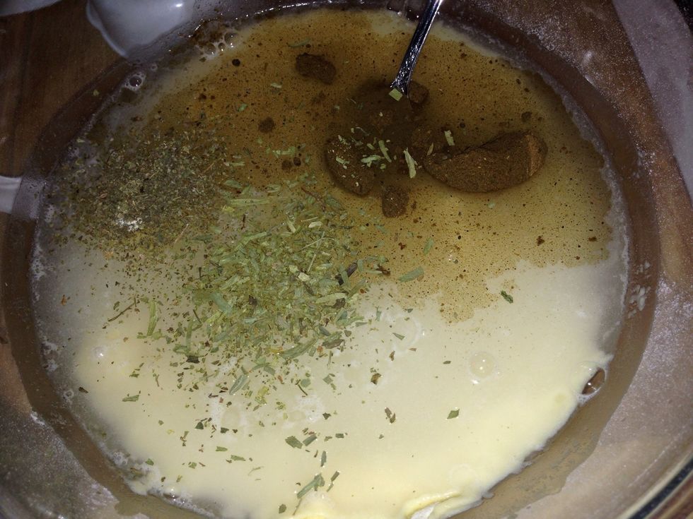 Put in 3x the water for 1 batch. Add in 1tbls of garam masala, some tarragon leaves and some marjoram leaves and mix it with a mixer until smooth.