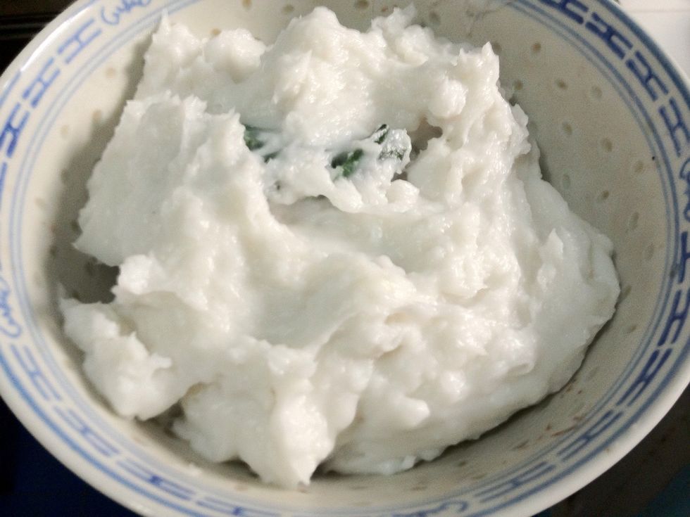 Put in a prepared serving bowl. Set aside