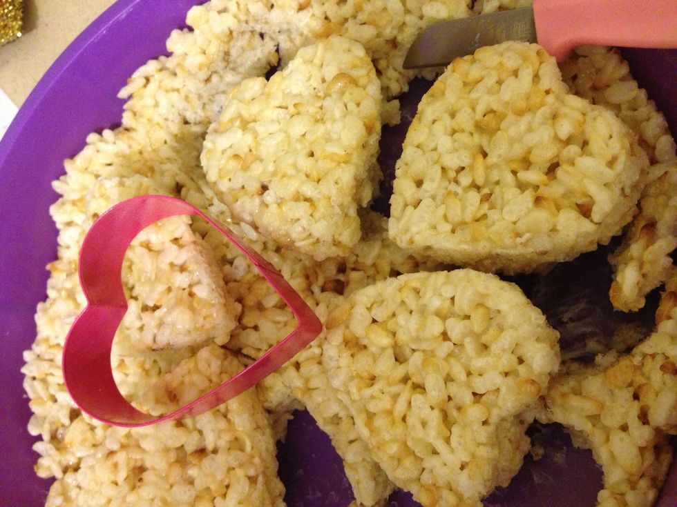 Put in the fridge for half an hour, then cut out hearts with the cookie cutter.