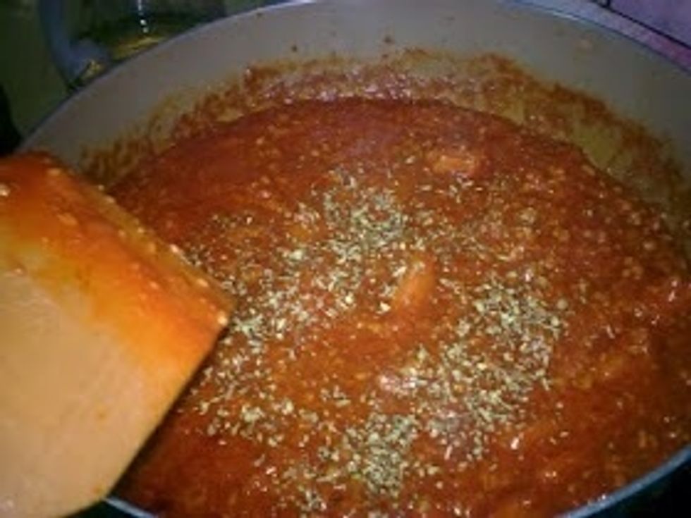 Put in the Oregano leaves. Mix well. And after that, it is done.