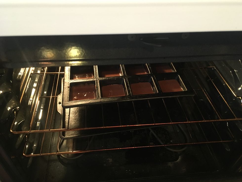 Put in the oven. If you have a muffin or cupcake tin, you will leave them for 15-19 minutes. If you have a cake pan, it will be 25-35 minutes. Check up on them periodically and change time accordingly