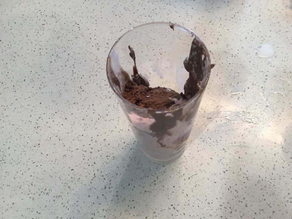 Put in the rest of the ice-cream