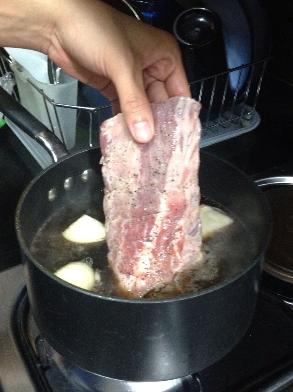 Put in the ribs for 3 hour (or more) in low fire