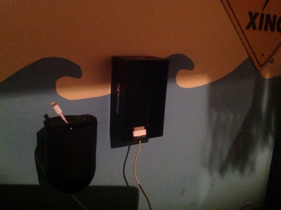 Put it all together and boom you got yourself a easy iPhone or iPod dock real simple (yours will definitely look better than mine because I just kinda "experimented" with it and it wore out a little)