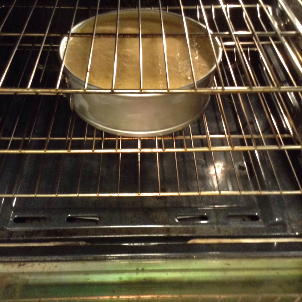 Put it in the oven at 180 C (350 F, fir you amuricans) for 65-75 minutes.