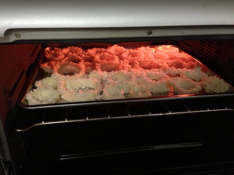 Put it into a 220 deg Celsius pre-heated oven and cook for 15 minutes or until the breading turns slightly brown.