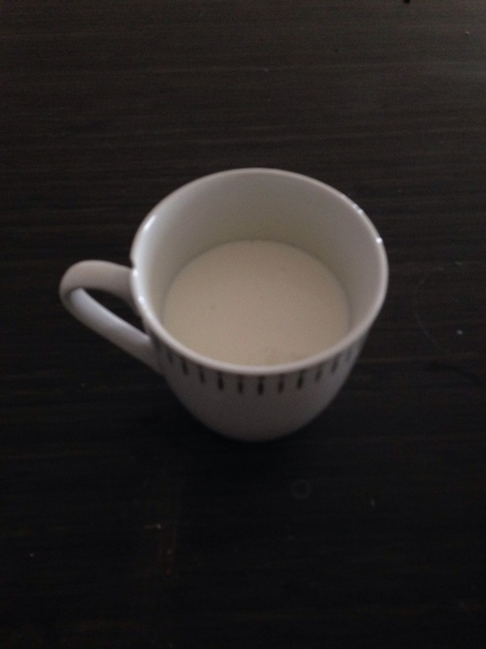 Put milk in one of the two mugs and put it in the microwave for about 1:20 minutes or 2:00 minutes ( if you see it about to over flow just stop and press start again ) but it doesn't matter