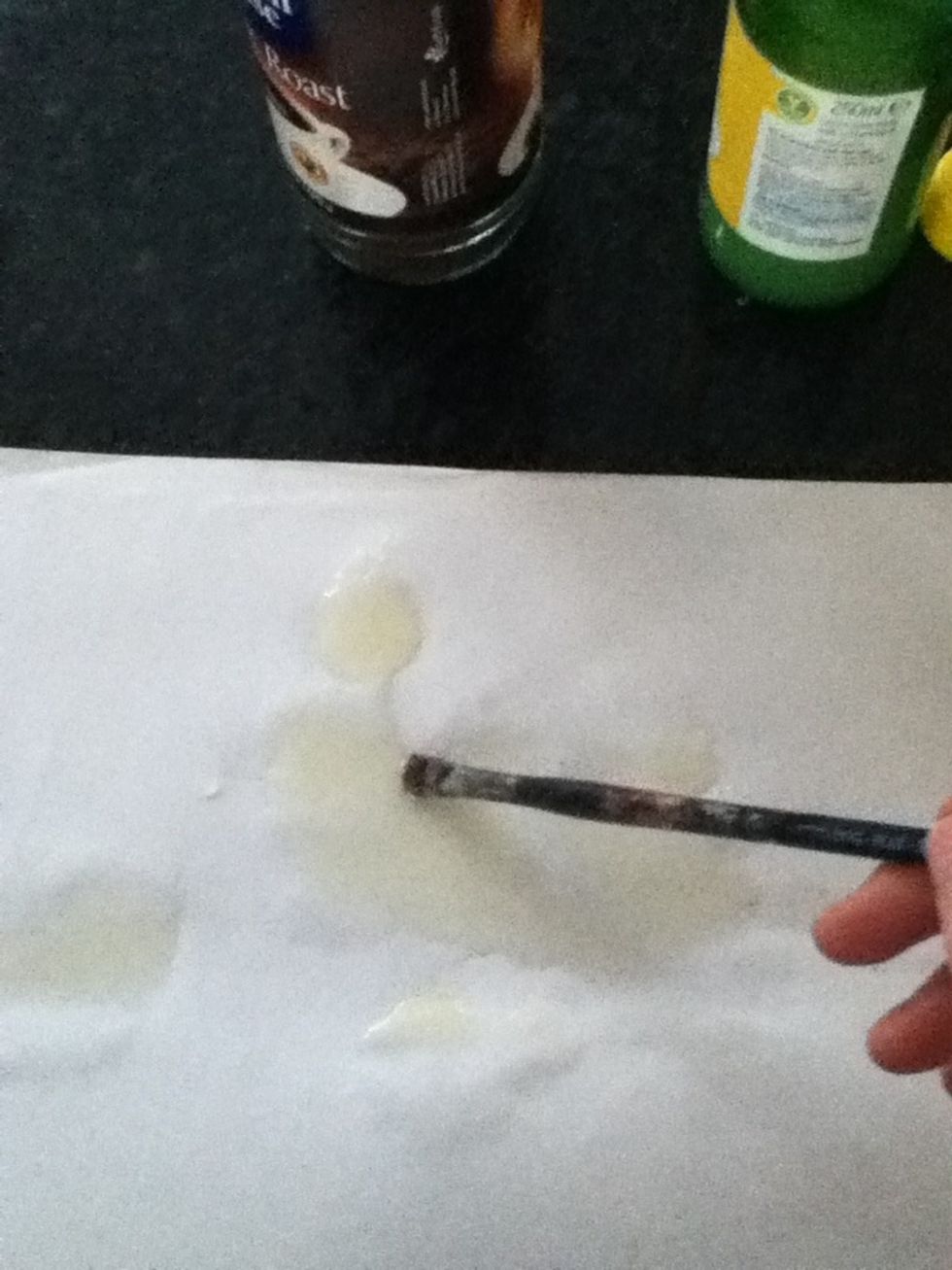 Put on a layer of lemon juice