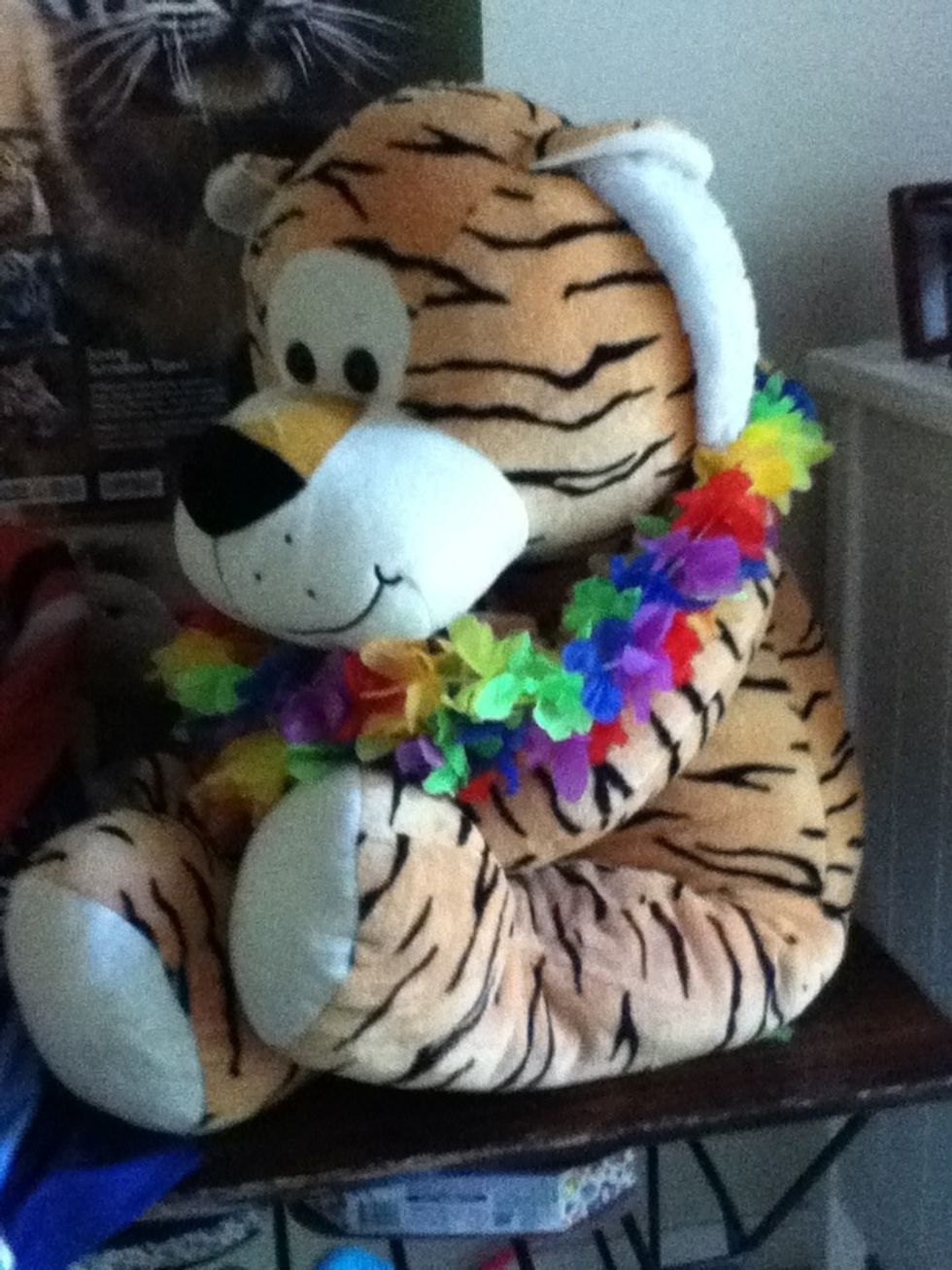 Put on necklaces first