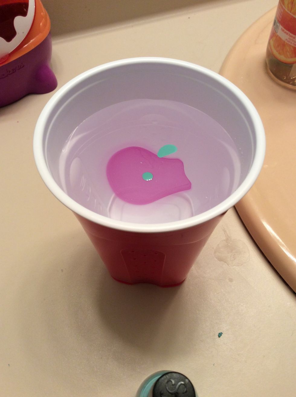 Put one or two drops of your other color It will look like this