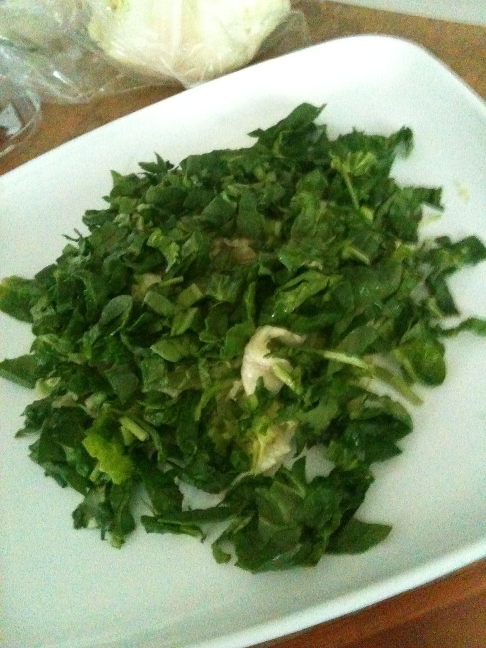 Put over cabbage/lettuce thing. DO NOT MIX YET.