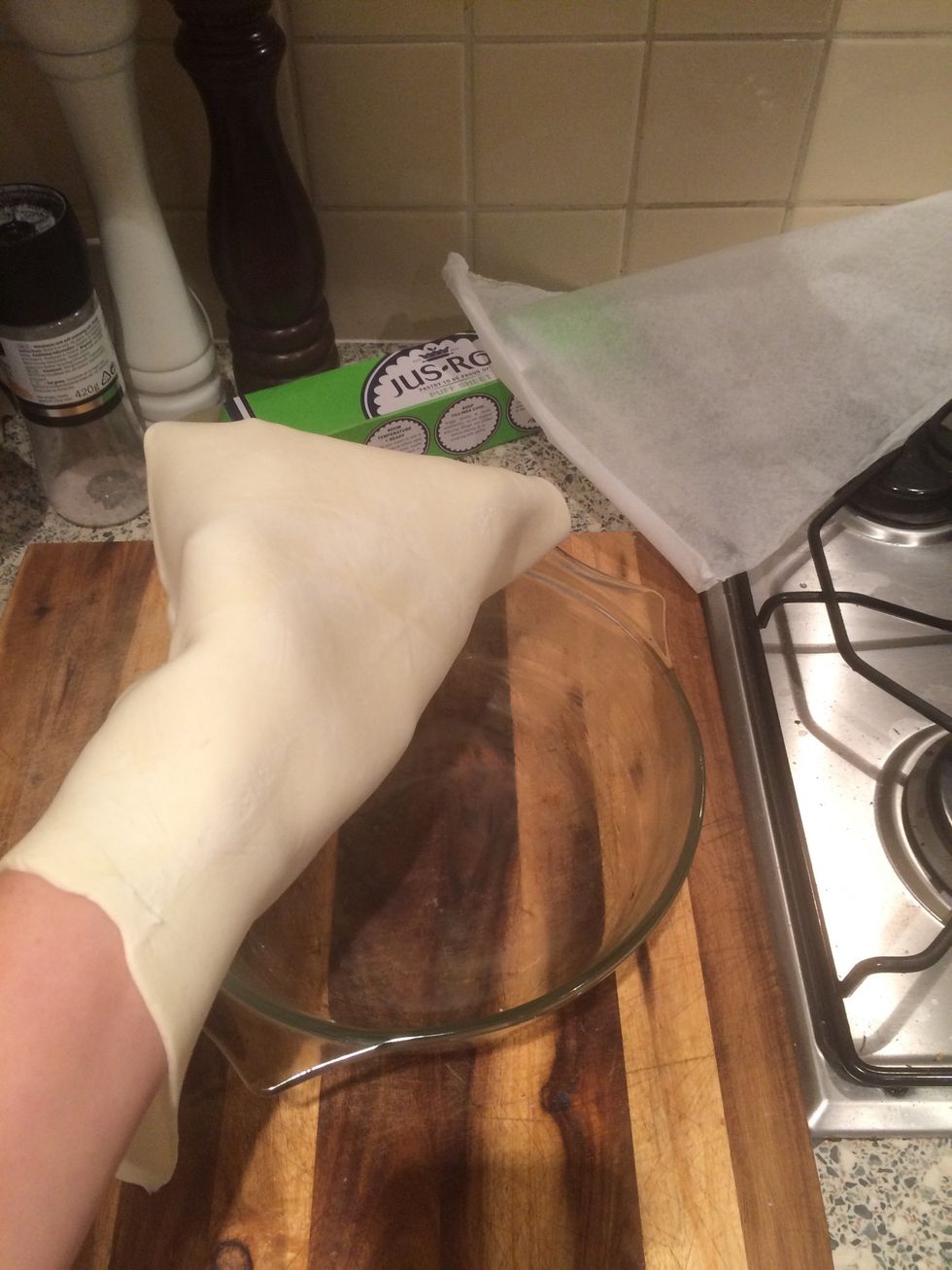 Put pastry into dish