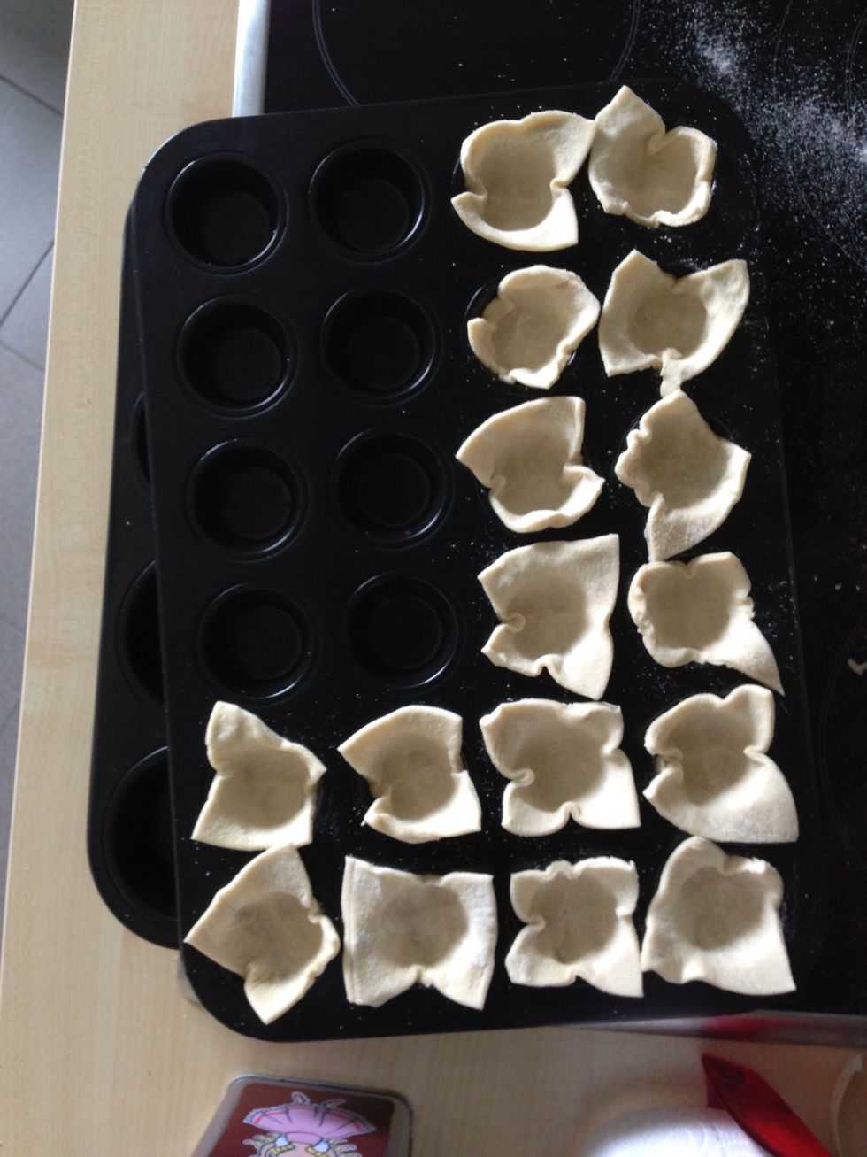 How to cook vegetarian puff pastry finger food B+C Guides