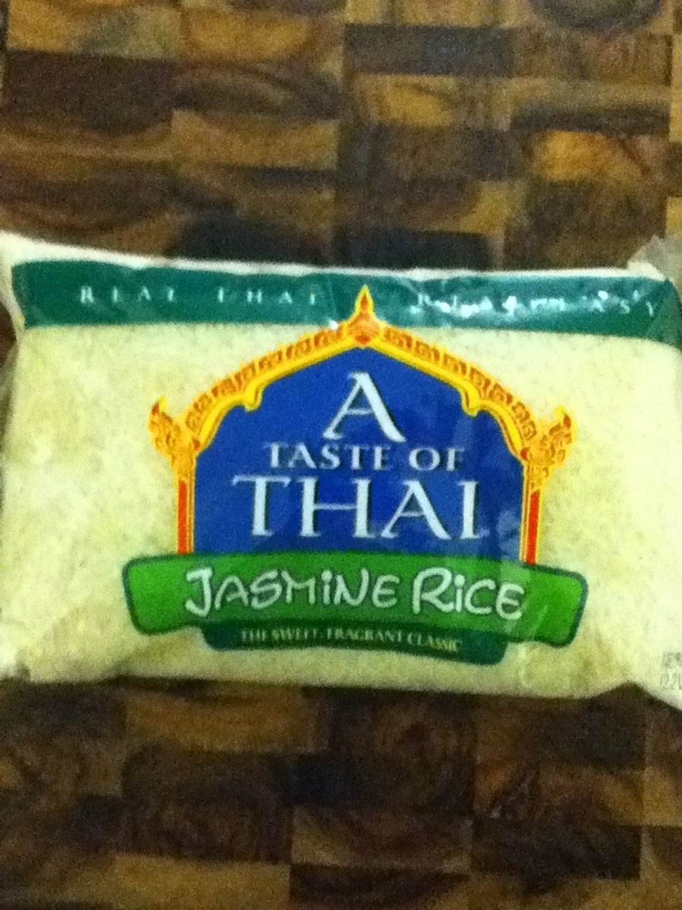 Put some rice on to cook. I often cook one cup just for myself. This is how to eat like an Asian. If you wanna eat rice like an Anglo, you can use a much smaller serving size.