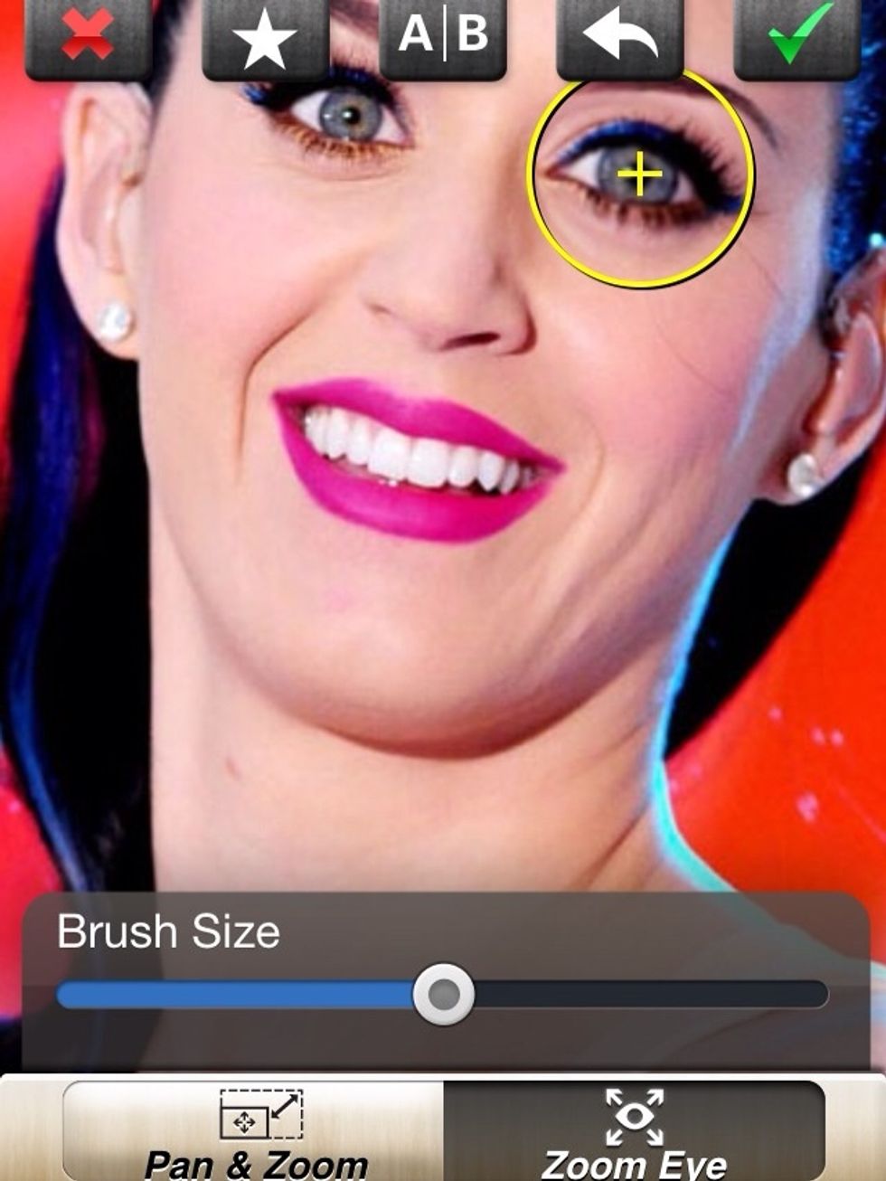 Put that circle thing on the eye and have the cross on the pupil and keep clicking the eye until u get the desired size of the eye