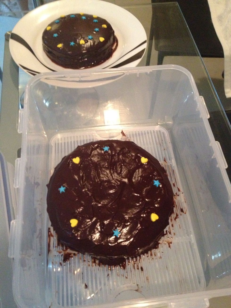 Put that in a box. And we're done. A bit messy but, oh well. Share with ur friends and enjoy! \ud83d\udc97\ud83d\udc97\ud83d\udc97
