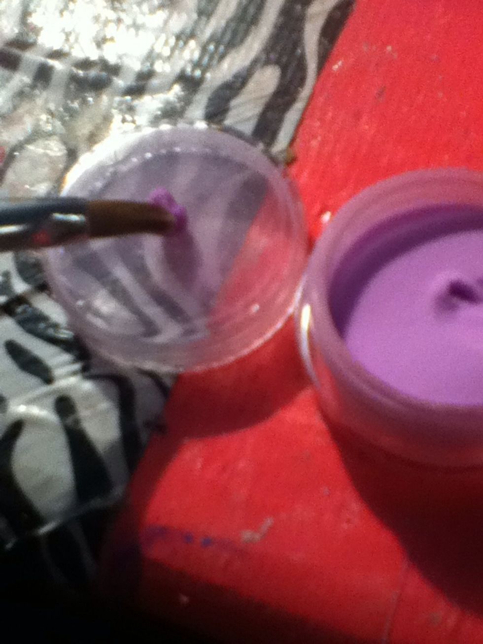 Put the acrylic bead on the cap