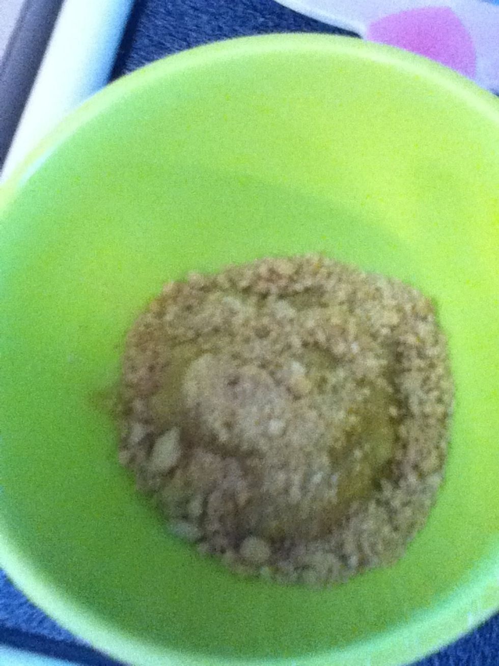 Put the banana stuff and powder in a bowl and mix