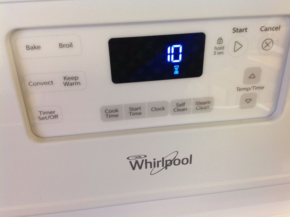 Put the base layer in the fridge for about 10 minutes.