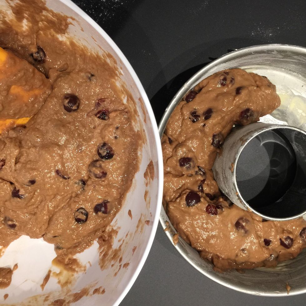 Put the batter in the mould. It is quite thick so level it with a spoon or spatula. Bake in a preheated oven 170C 1:15 mins